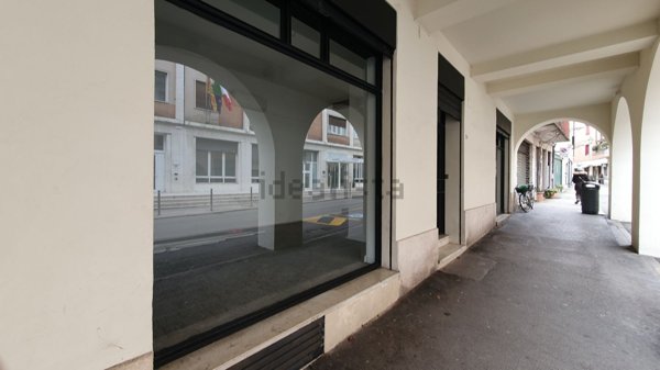negozio in affitto a Vicenza in zona Centro Storico