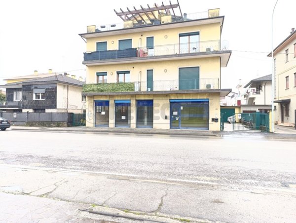 negozio in affitto a Vicenza