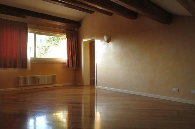 appartamento in affitto a Vicenza in zona Borgo Berga