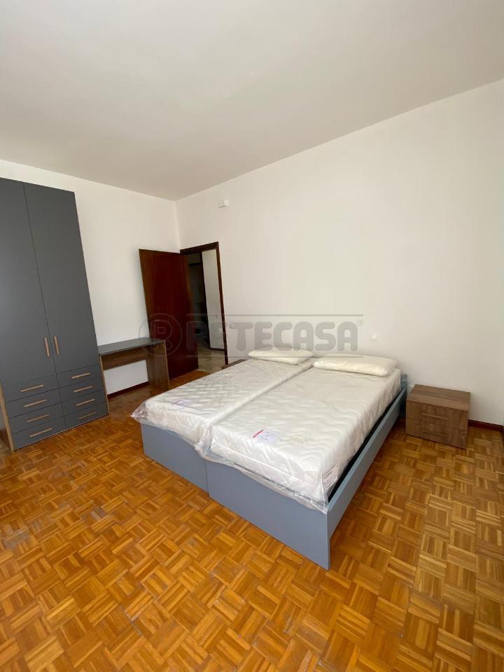 negozio in affitto a Vicenza in zona Borgo Berga