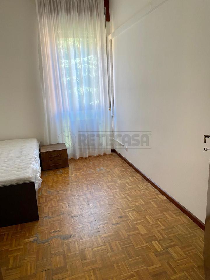 negozio in affitto a Vicenza in zona Borgo Berga