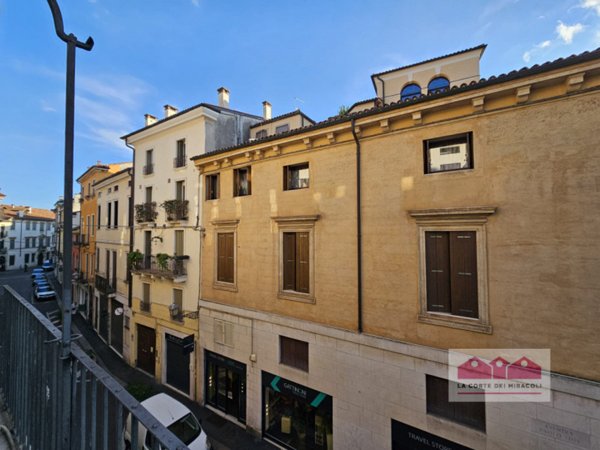 appartamento in affitto a Vicenza in zona Centro Storico