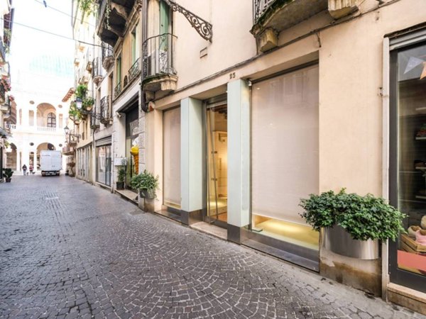 negozio in affitto a Vicenza in zona Centro Storico