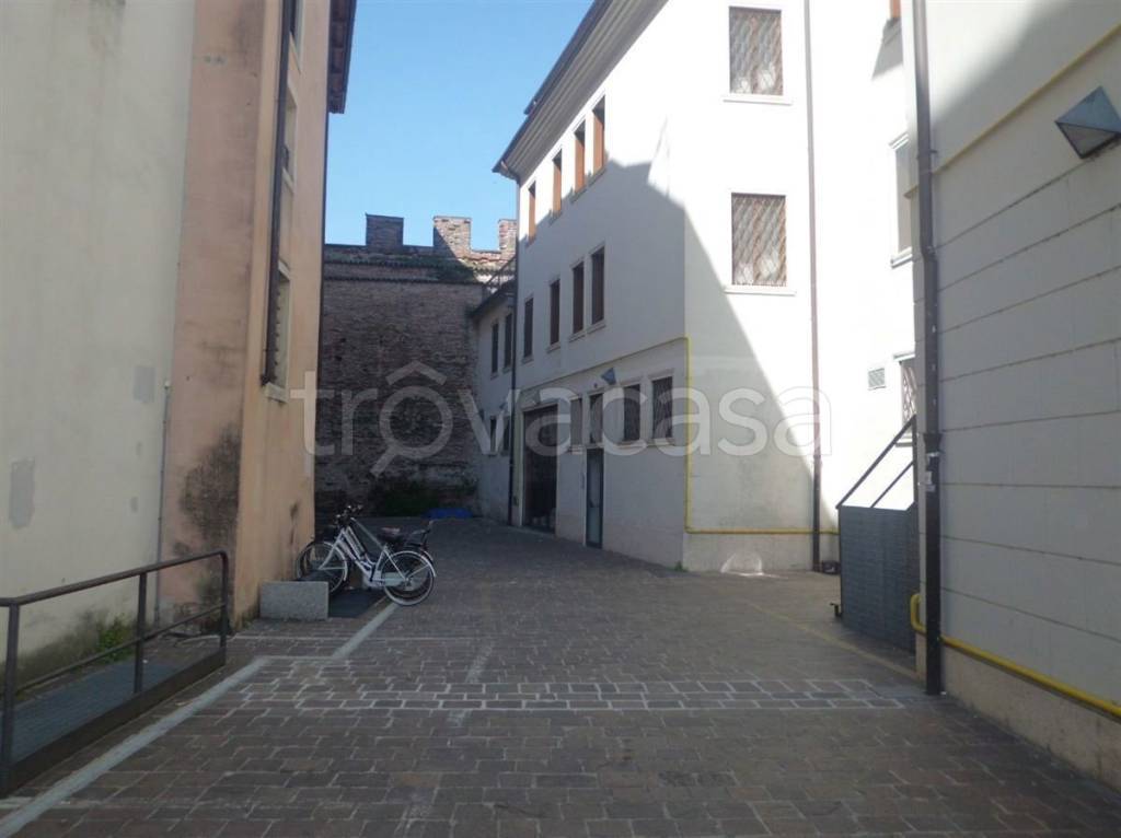 quadrivano in affitto a Vicenza in zona Centro Storico
