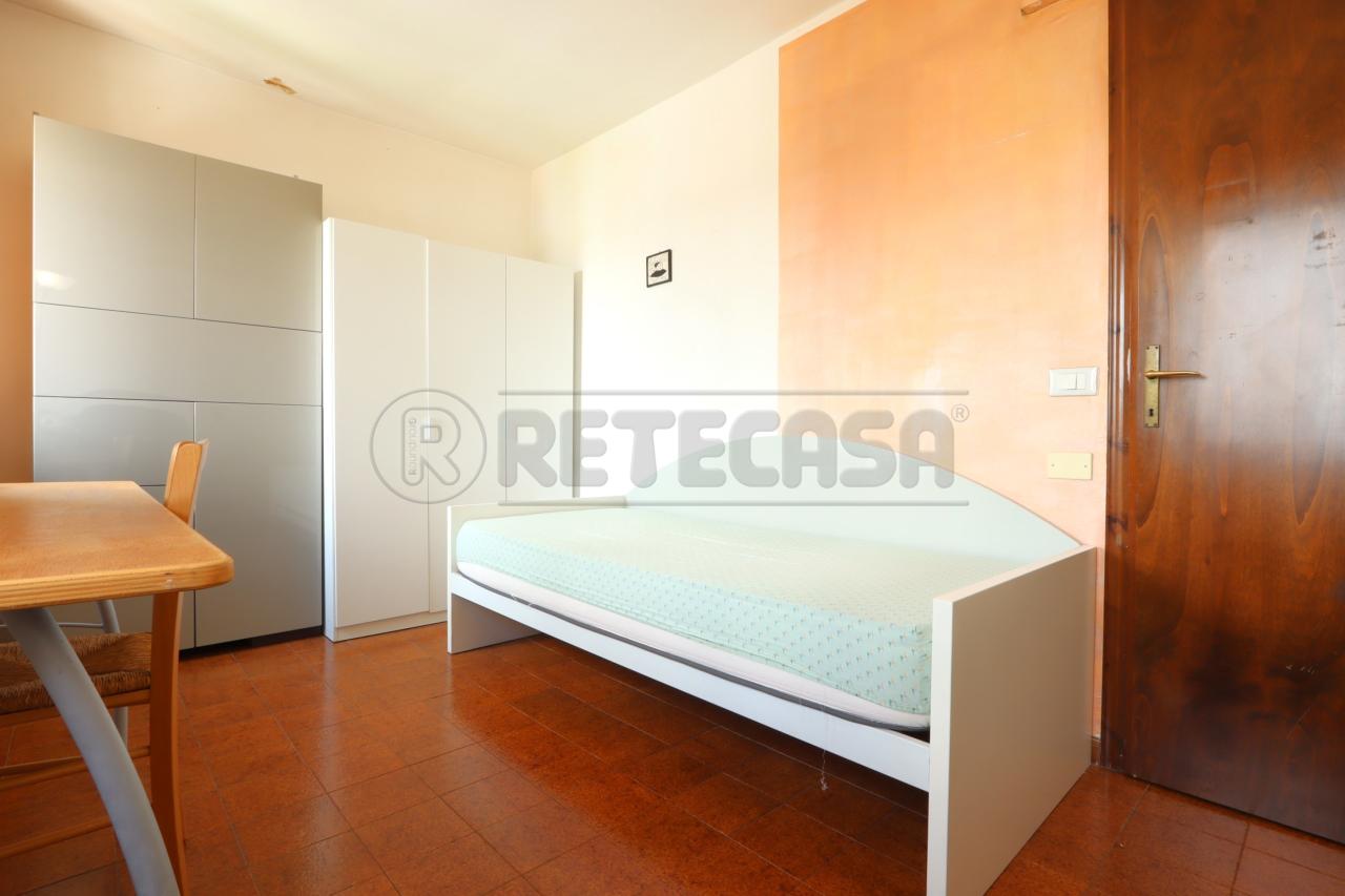 negozio in affitto a Vicenza in zona Sant'Andrea