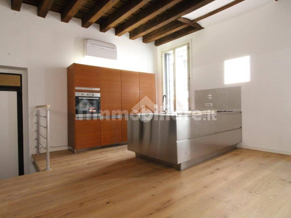 appartamento in affitto a Vicenza in zona Borgo Berga