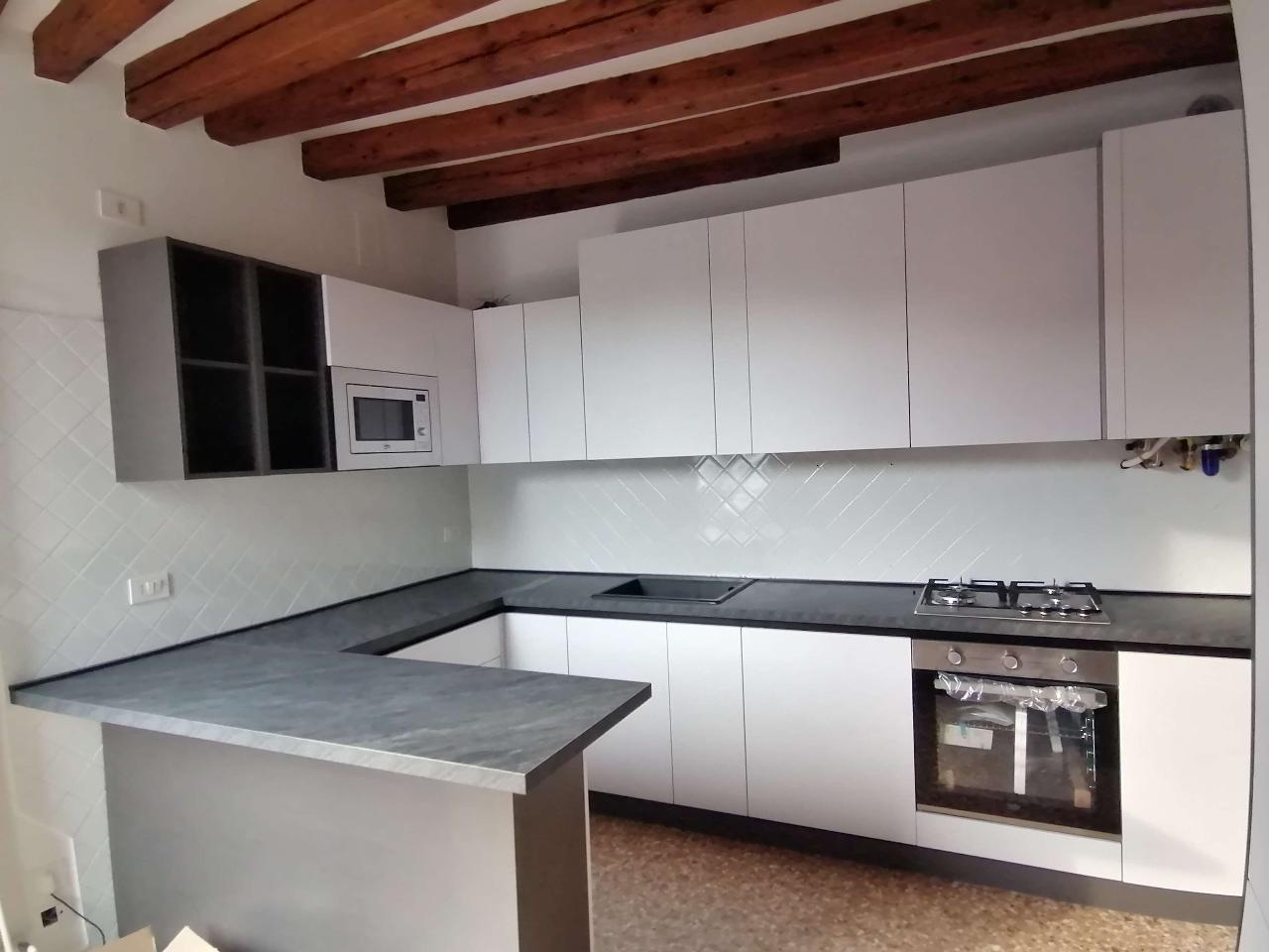 appartamento in affitto a Vicenza in zona Borgo Berga