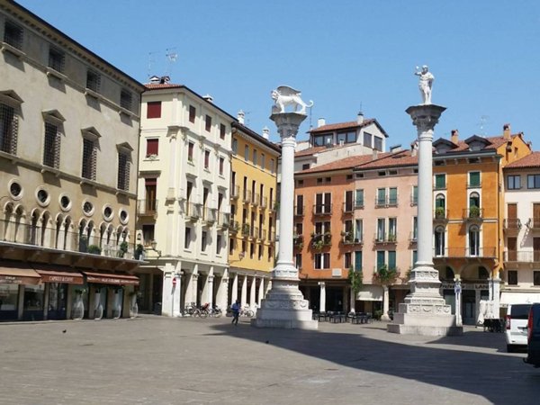negozio in affitto a Vicenza in zona Centro Storico