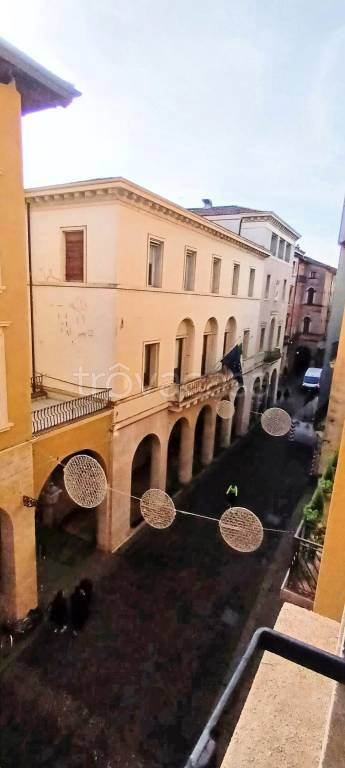 appartamento in affitto a Vicenza in zona Centro Storico