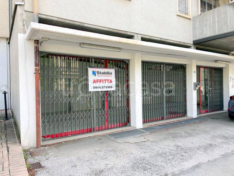 negozio in affitto a Vicenza in zona Sant'Andrea