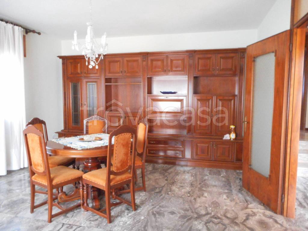 casa indipendente in affitto a Vicenza in zona San Bortolo/San Paolo