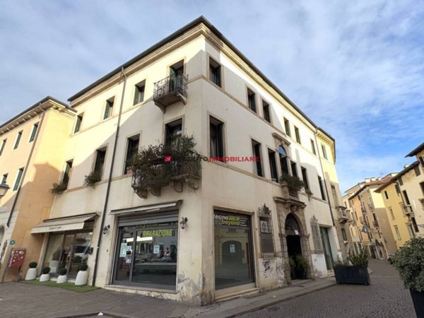 appartamento in affitto a Vicenza in zona Centro Storico
