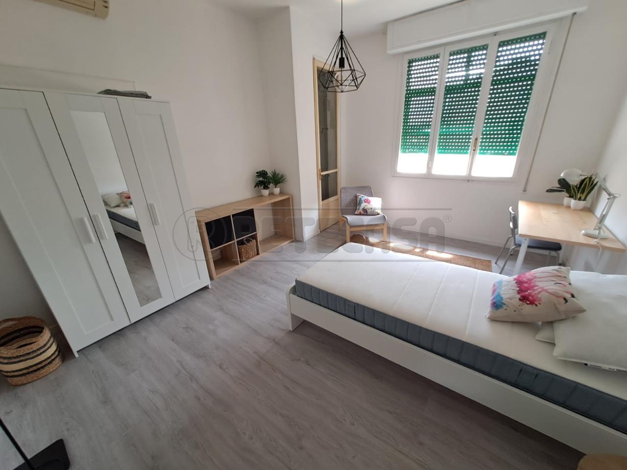 negozio in affitto a Vicenza in zona Cattane