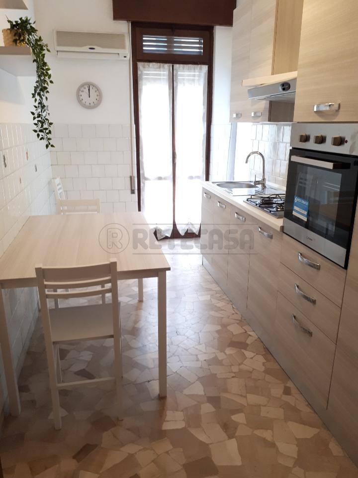 negozio in affitto a Vicenza in zona Borgo Berga