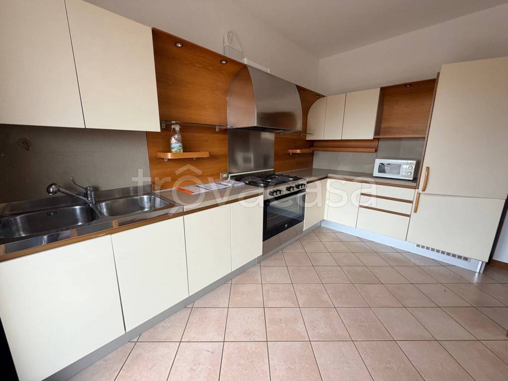 appartamento in affitto a Vicenza in zona Longara