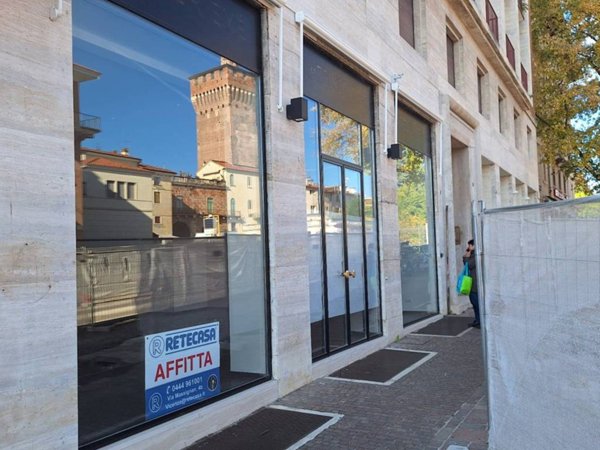 negozio in affitto a Vicenza in zona Centro Storico
