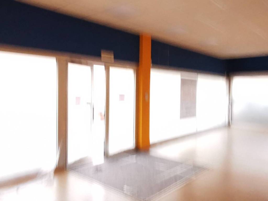 negozio in affitto a Vicenza in zona Pio X