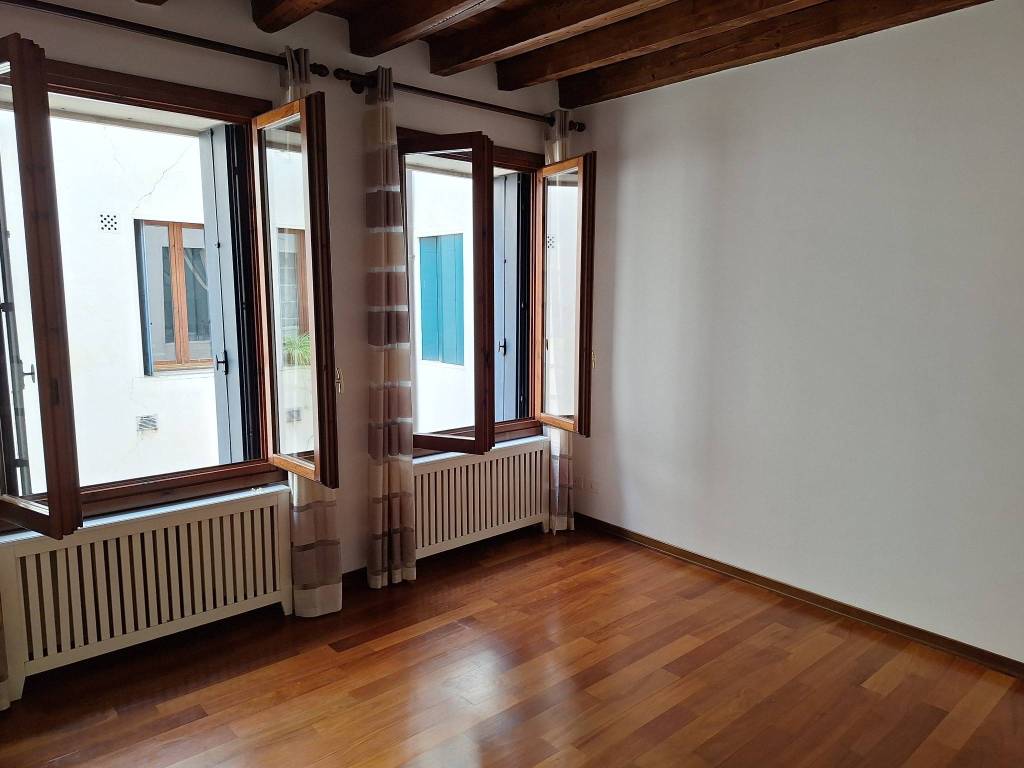 appartamento in affitto a Vicenza in zona Centro Storico
