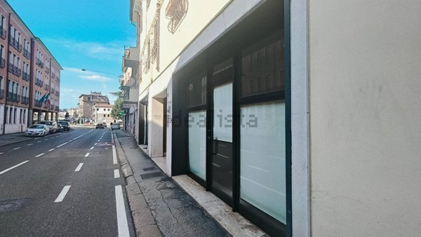 locale commerciale in affitto a Vicenza in zona Centro Storico