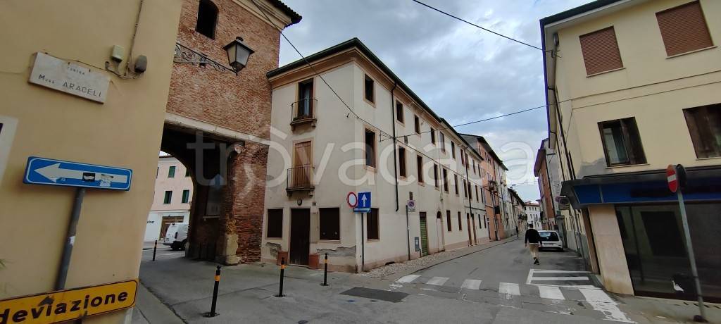 negozio in affitto a Vicenza in zona Centro Storico