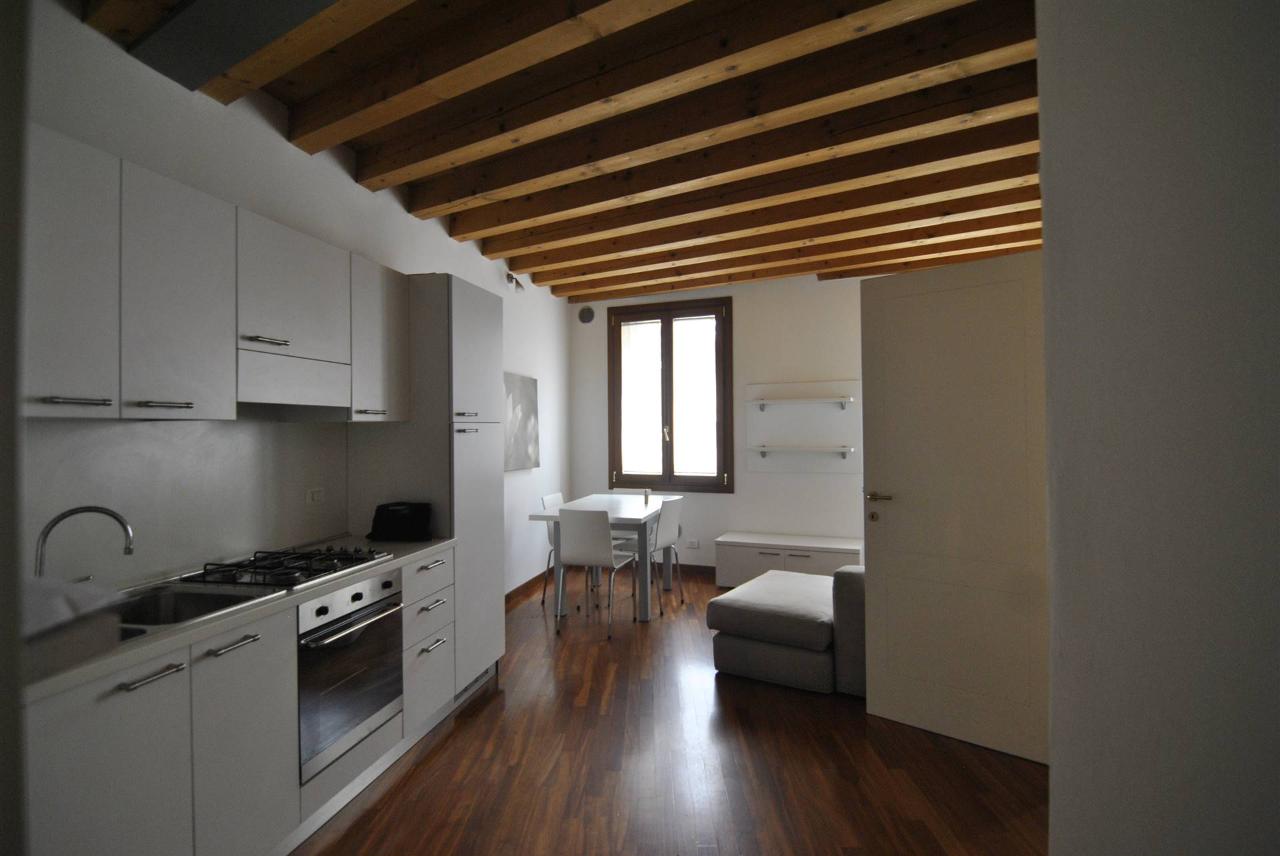 appartamento in affitto a Vicenza in zona Borgo Berga