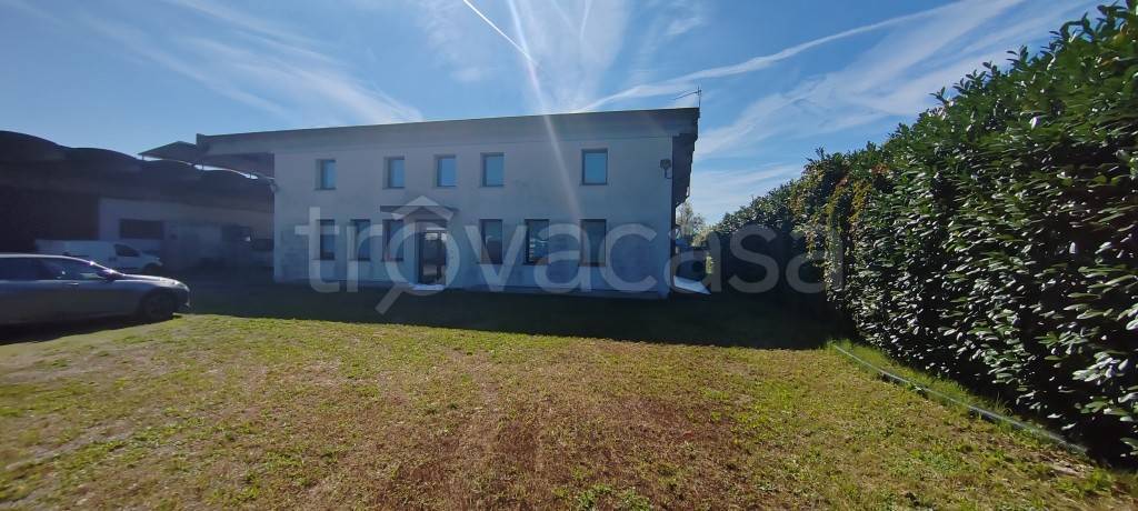 locale di sgombero in affitto a Vicenza in zona Maddalene