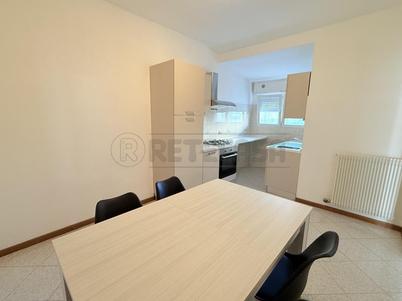 appartamento in affitto a Vicenza in zona Bertesinella