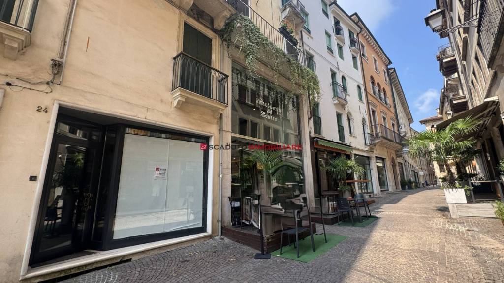 negozio in affitto a Vicenza in zona Centro Storico
