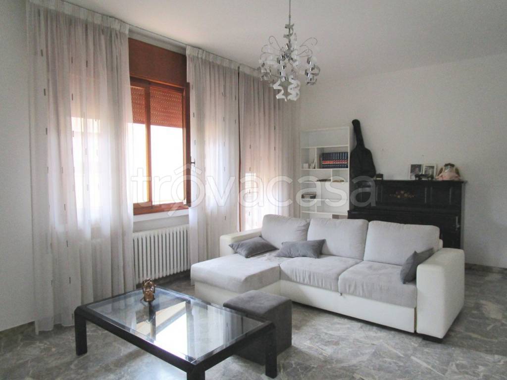 appartamento in affitto a Vicenza in zona Cattane