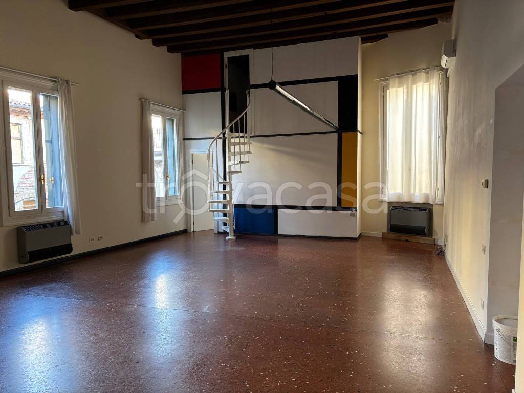 ufficio in affitto a Vicenza in zona Centro Storico