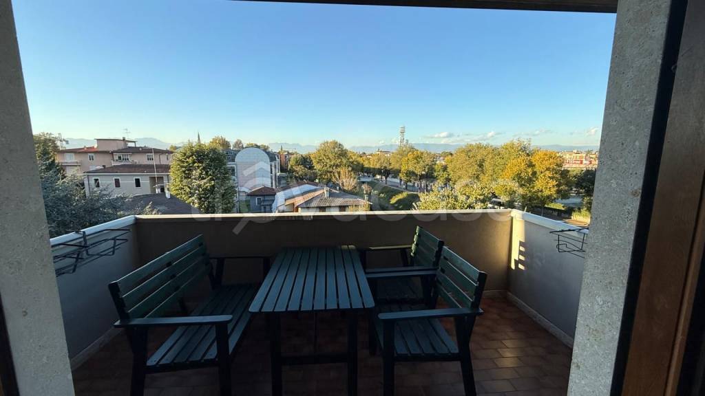 appartamento in affitto a Vicenza in zona Borgo Berga