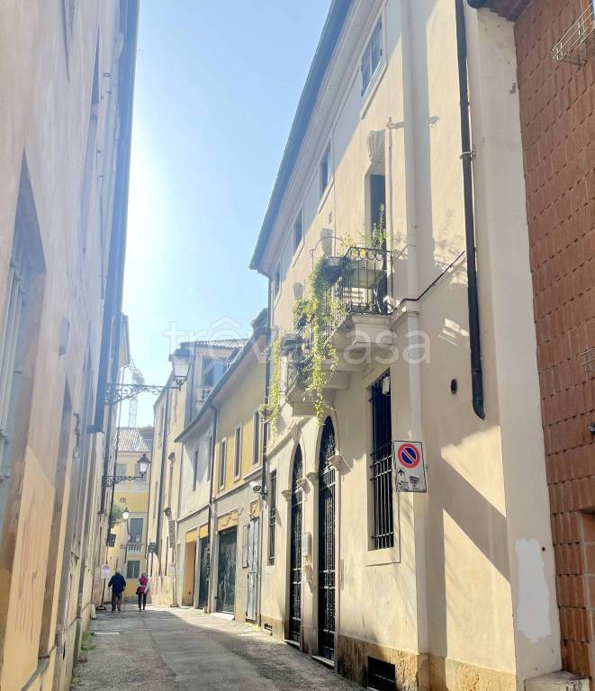 appartamento in affitto a Vicenza in zona Centro Storico