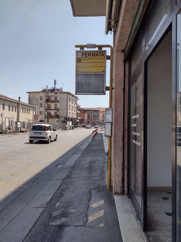 negozio in affitto a Vicenza
