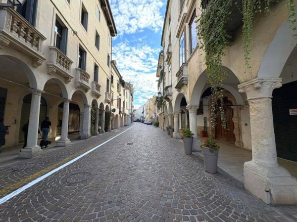 appartamento in affitto a Vicenza in zona Centro Storico