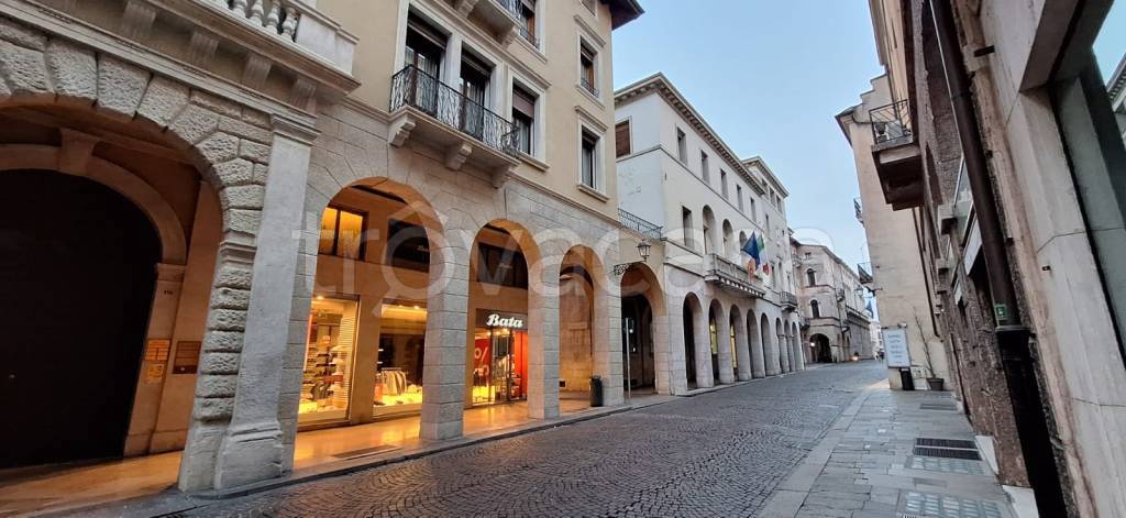 negozio in affitto a Vicenza in zona Centro Storico