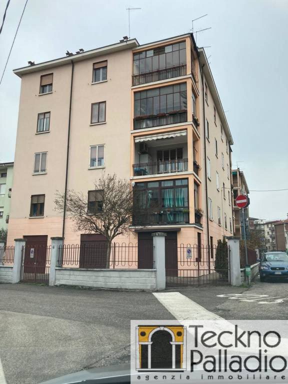 appartamento in affitto a Vicenza in zona Borgo Berga