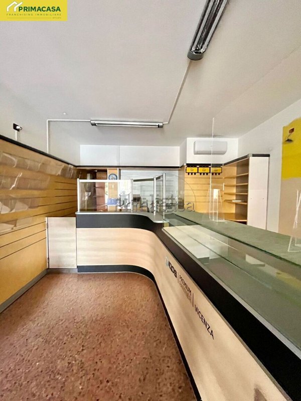 locale commerciale in affitto a Vicenza in zona Centro Storico