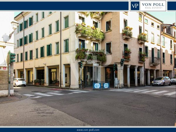 negozio in affitto a Vicenza in zona Centro Storico