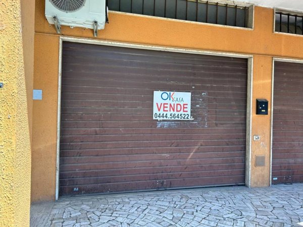 negozio in affitto a Vicenza in zona Ferrovieri