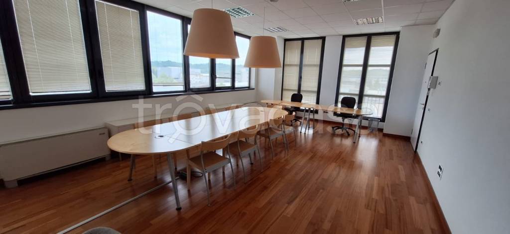 ufficio in affitto a Vicenza in zona Ferrovieri