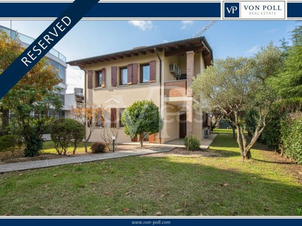 casa indipendente in affitto a Vicenza in zona Borgo Casale