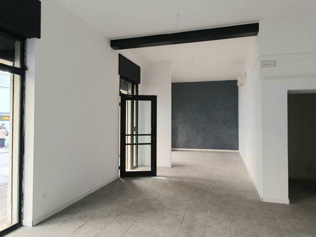 negozio in affitto a Vicenza