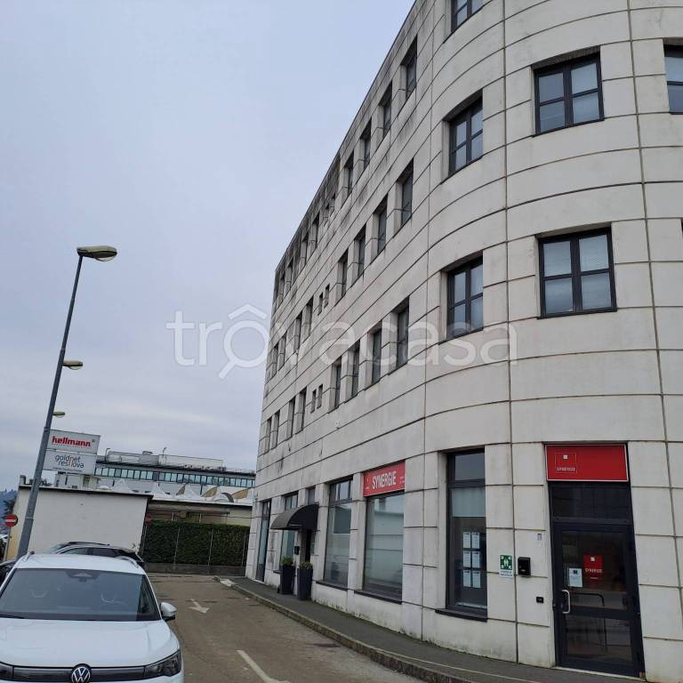 ufficio in affitto a Vicenza in zona Ferrovieri