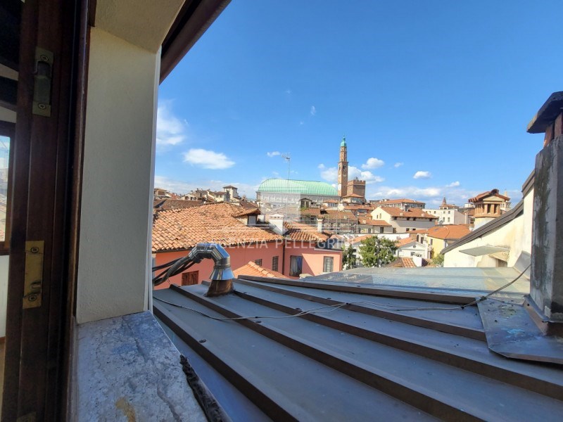 appartamento in affitto a Vicenza in zona Centro Storico