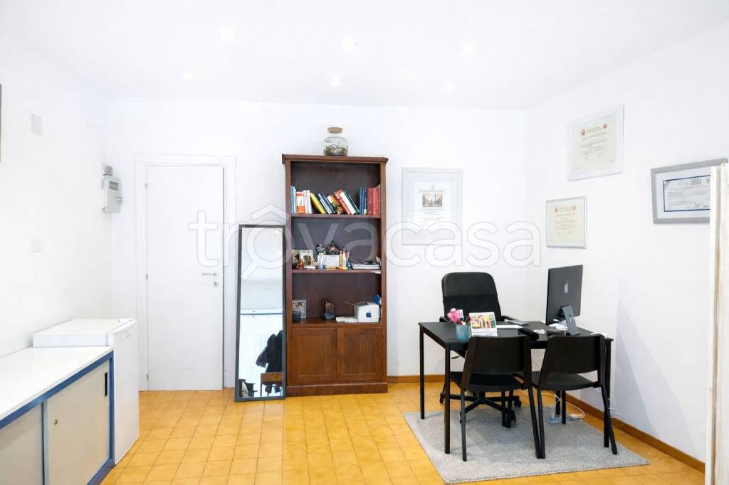 negozio in affitto a Vicenza in zona Centro Storico