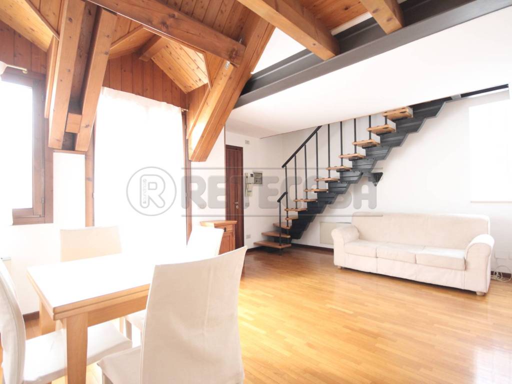 appartamento in affitto a Vicenza in zona Cattane