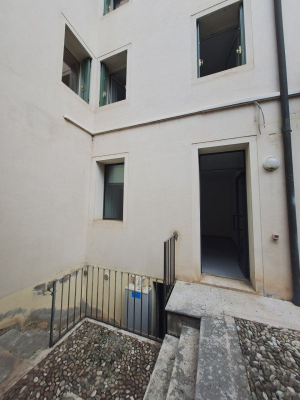ufficio in affitto a Vicenza in zona Centro Storico
