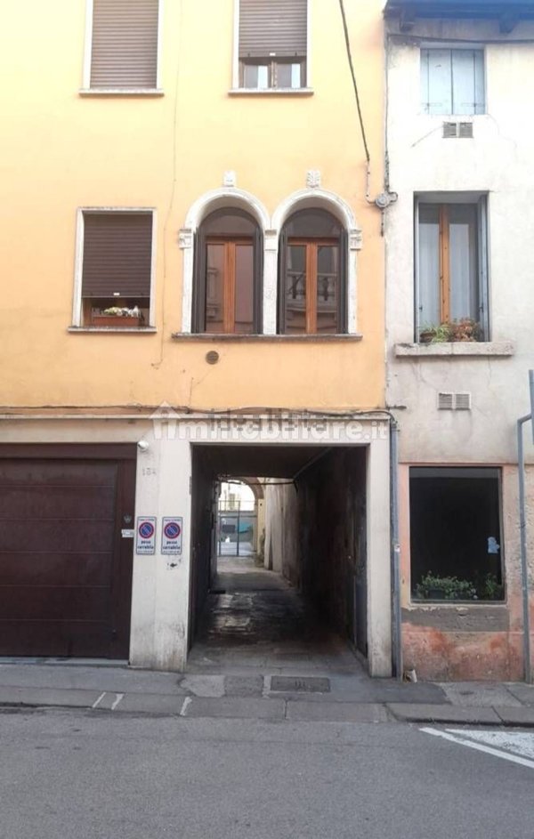 appartamento in affitto a Vicenza in zona Centro Storico