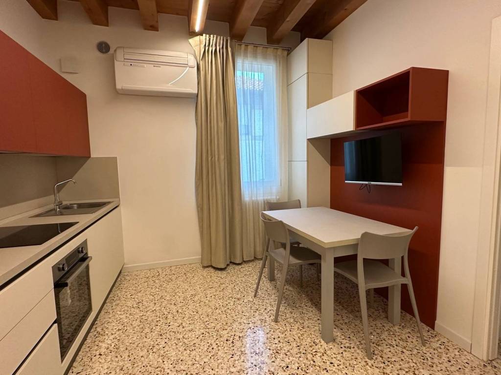 appartamento in affitto a Vicenza in zona Centro Storico