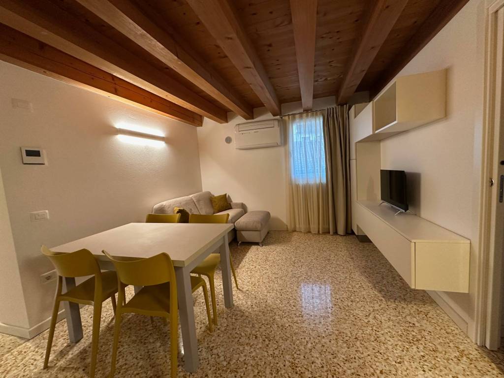 appartamento in affitto a Vicenza in zona Centro Storico